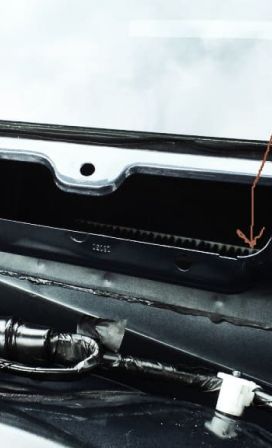 Диагностика течи воды в салон в Range Rover Evoque