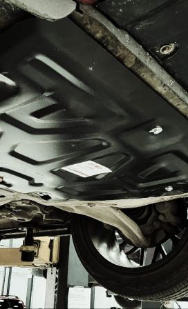 Ремонт защиты двигателя в Range Rover Evoque