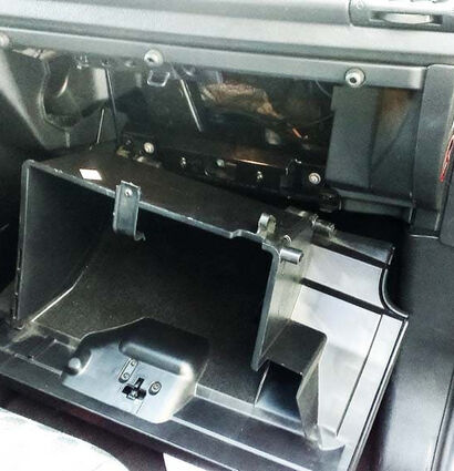 Установка GSM модуля в Land Rover Freelander