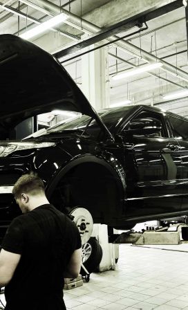 Диагностика и ремонт моторчика заднего правого суппорта в Range Rover Evoque