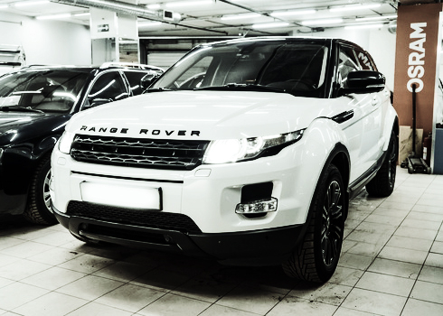 Замена ламп внешнего и ближнего освещения в Range Rover Evoque