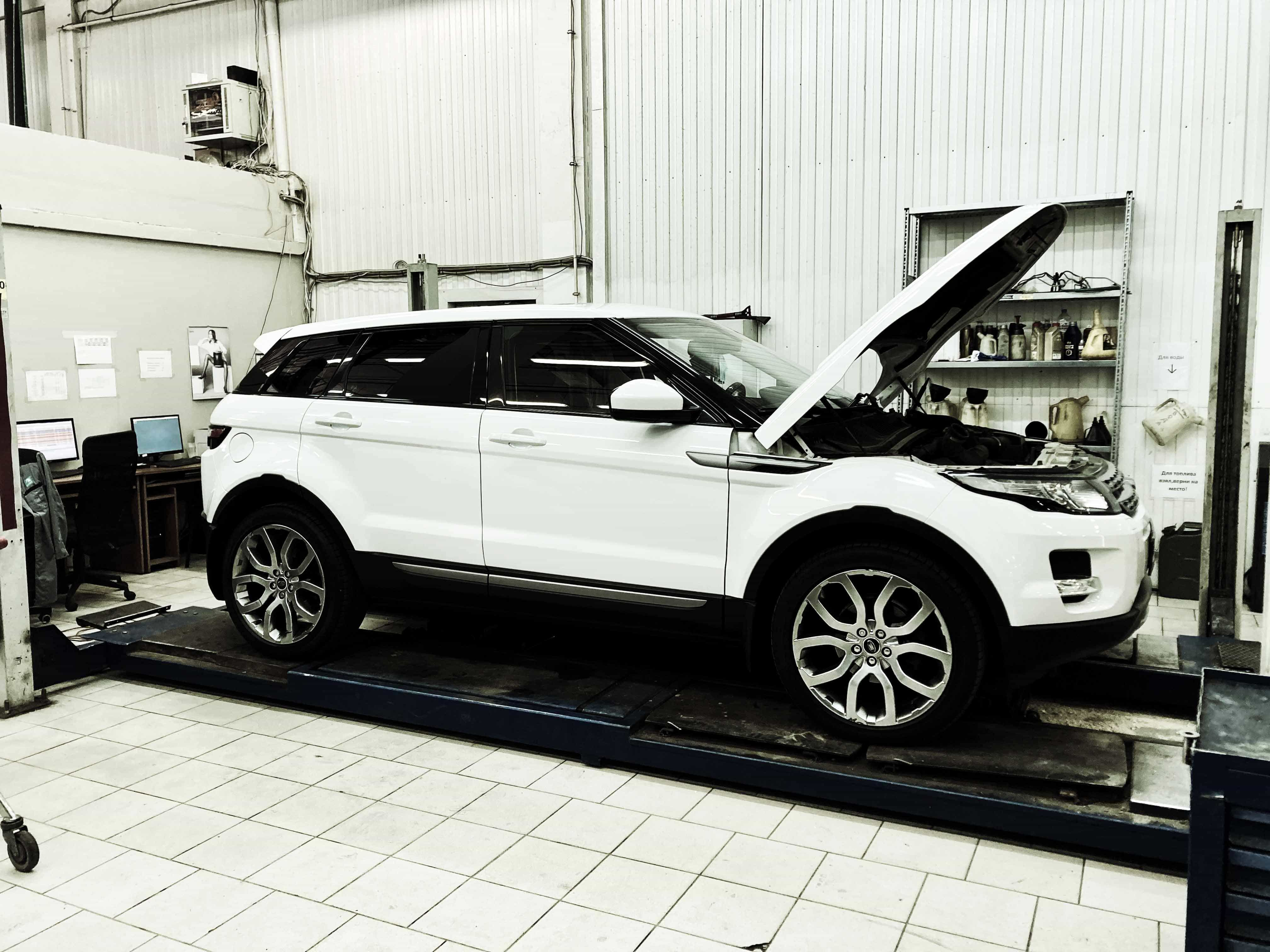 Обновление ПО модуля управления ДВС и АКПП в Range Rover Evoque