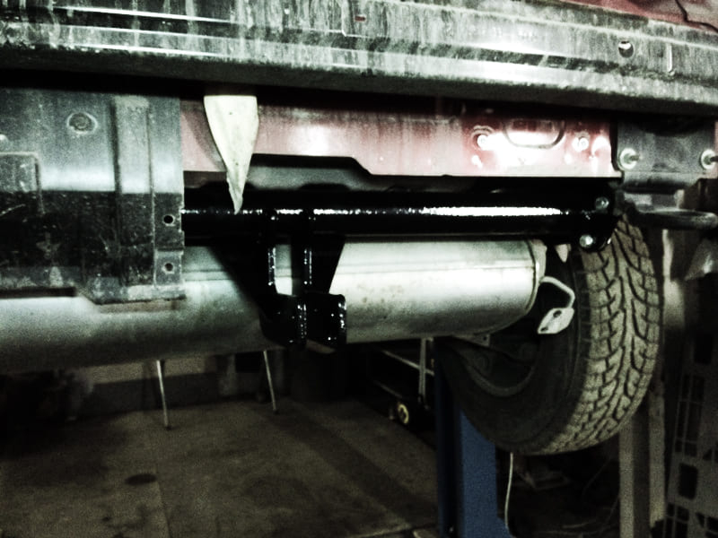 Установка фаркопа в Land Rover Freelander