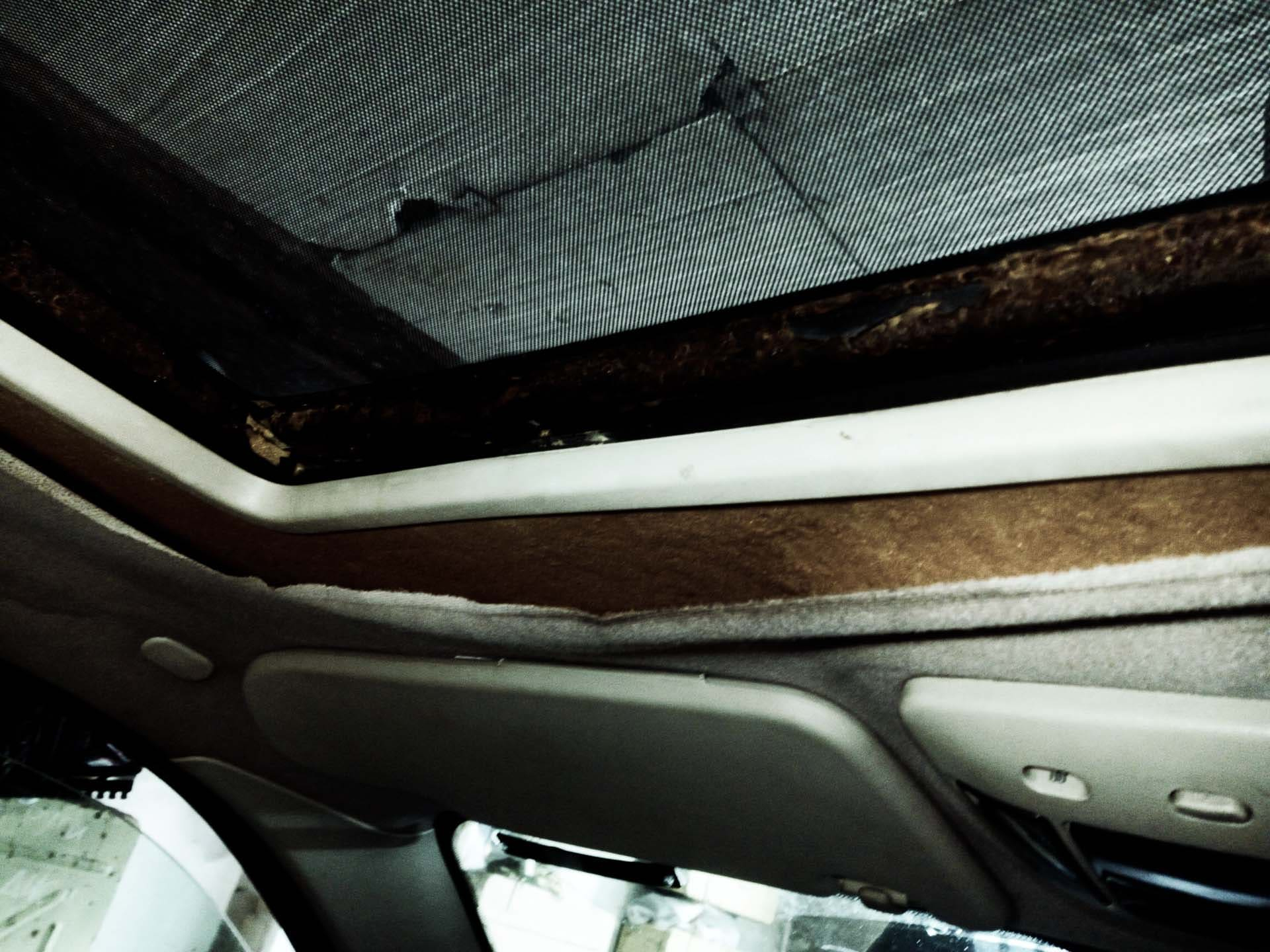 Обслуживание люка в Land Rover Freelander