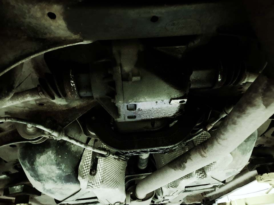 Снятие, установка и диагностика заднего редуктора в Land Rover Freelander